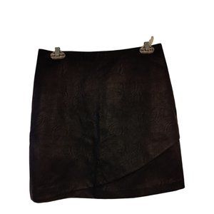 Club Monaco Women's Black Faux Leather Mini Skirt Size 4